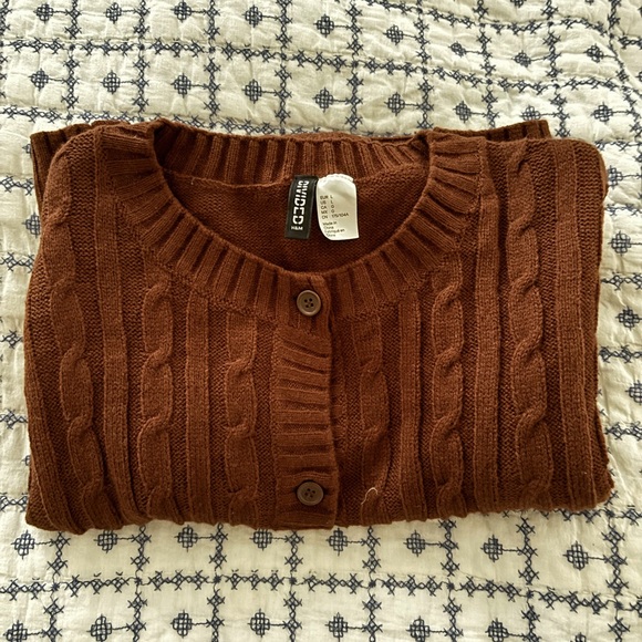 Brown Cable Knit Cardigan - Picture 3 of 3